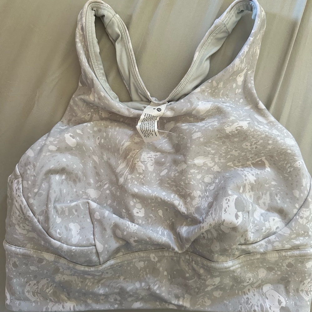 Lululemon sports bra